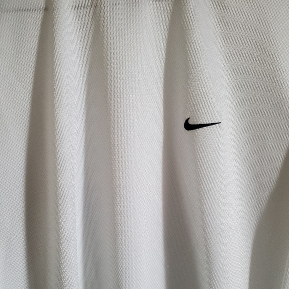 NIKE  T-SHIRT - Picture 6 of 10